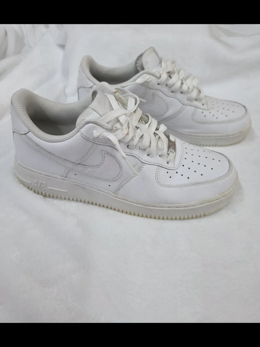 Mens Nike Air Force 1 '07 Low Top White Sneakers